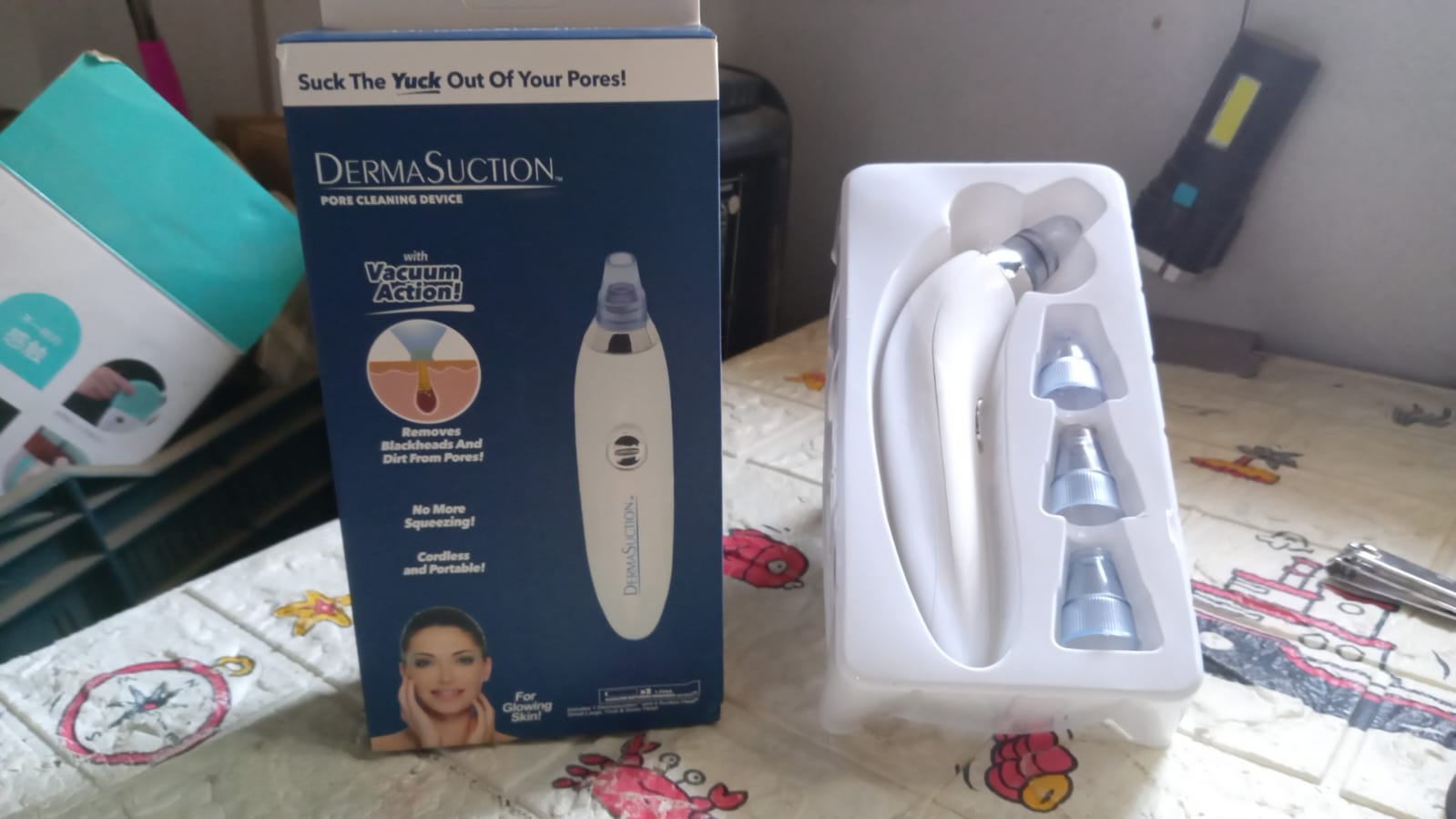 4 In 1 Blackhead Whitehead Extractor Remover Device Acne Pimple Pore Cleaner (Vacuum Suction Tool) thumbnail 8