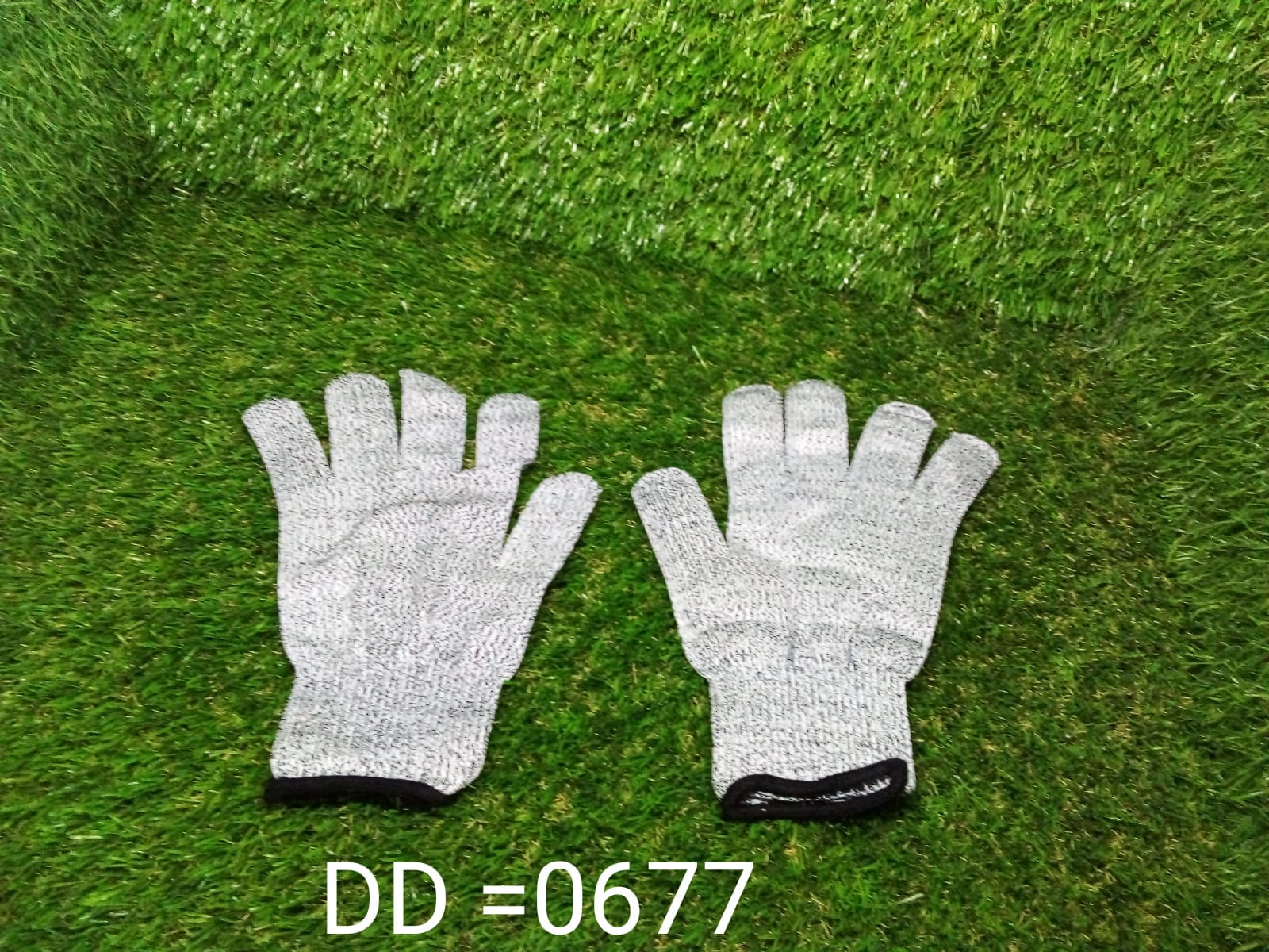 Anti Cutting Resistant Hand Safety Cut-Proof Protection Gloves (Multicolour) thumbnail 8