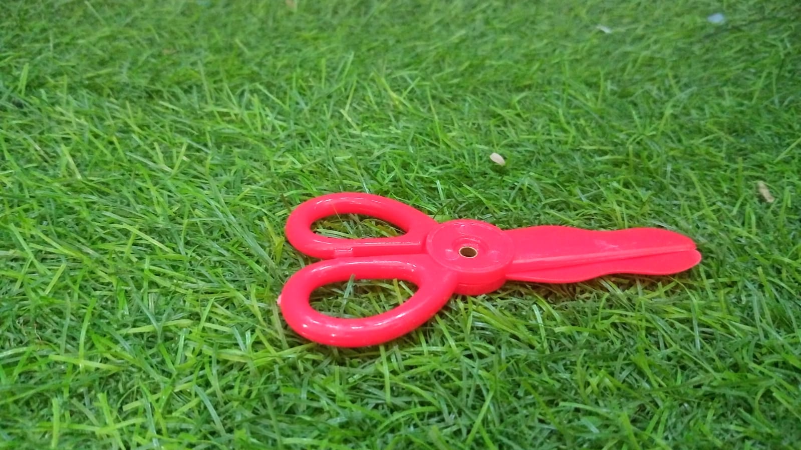 Child-Safe Plastic Scissors Set for Toddlers & Preschool Kids - Art & Craft Supplies thumbnail 6