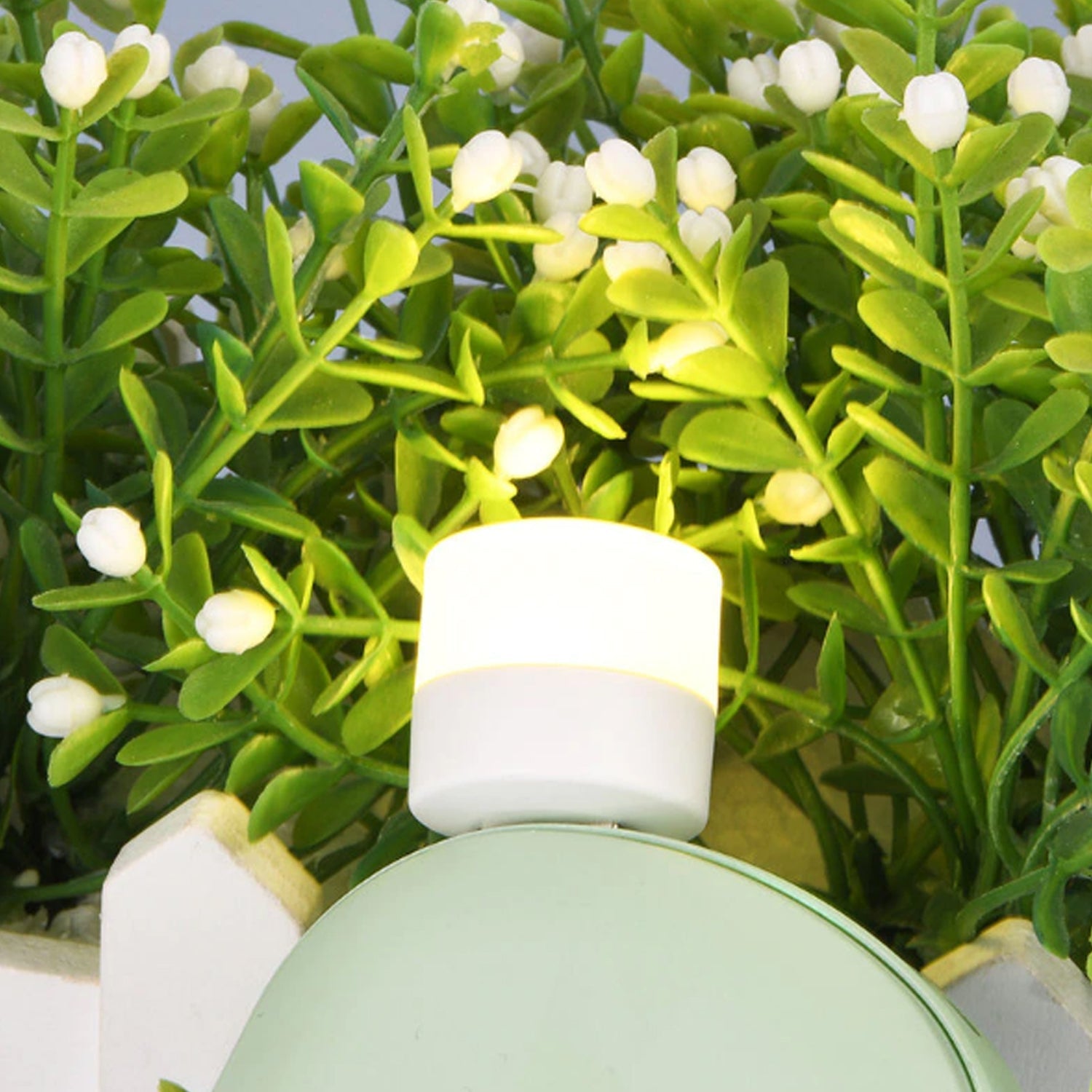 Small USB Bulb used in official places for room lighting purposes. (Yellow Color) thumbnail 3